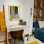 ベッド・アンド・ブレックファスト Amanecer Isleno Habitaciones, Private In A Shared 3-bedroom In Arrecife, Lanzarote アレシフェ
