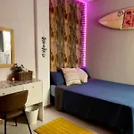 Amanecer Isleno Habitaciones, Private In A Shared 3-bedroom In Arrecife, Lanzarote * 阿雷西费