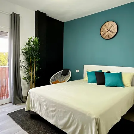 Amanecer Isleno Habitaciones, Private In A Shared 3-bedroom In Arrecife, Lanzarote Отель типа 
